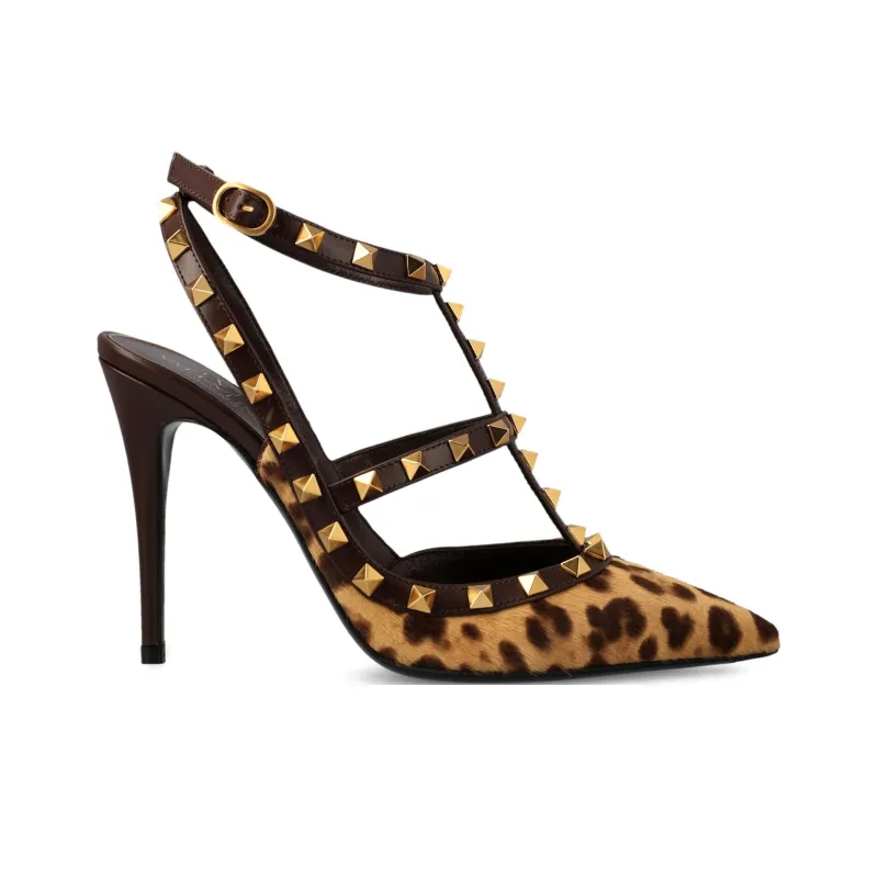 Valentino Garavani Rockstud Pointed Toe Pumps-1