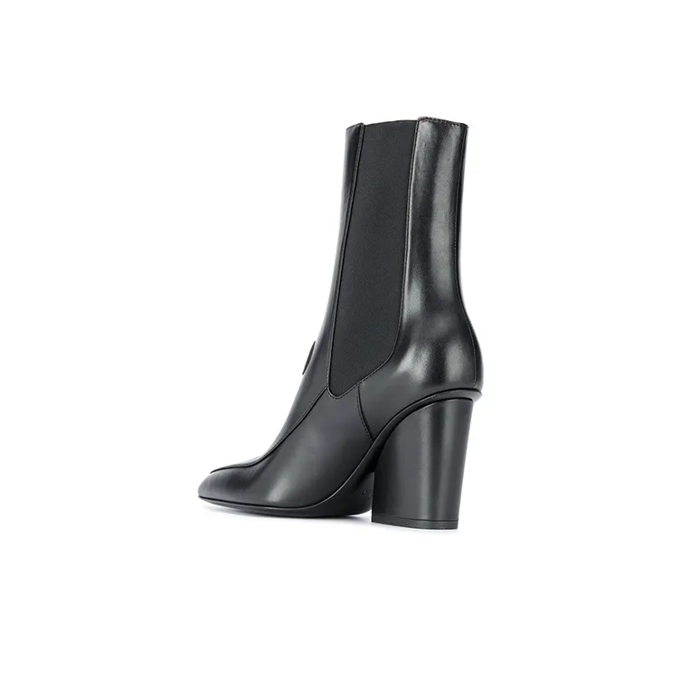 FERRAGAMO GANCINI Crew Chelsea Boots Women's Black-3