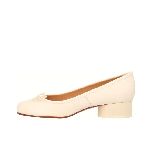 Maison Margiela Tabi Chunky Heel High Heels Women's Beige