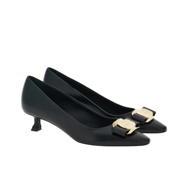 FERRAGAMO New Vara 40mm Leather Pumps-1