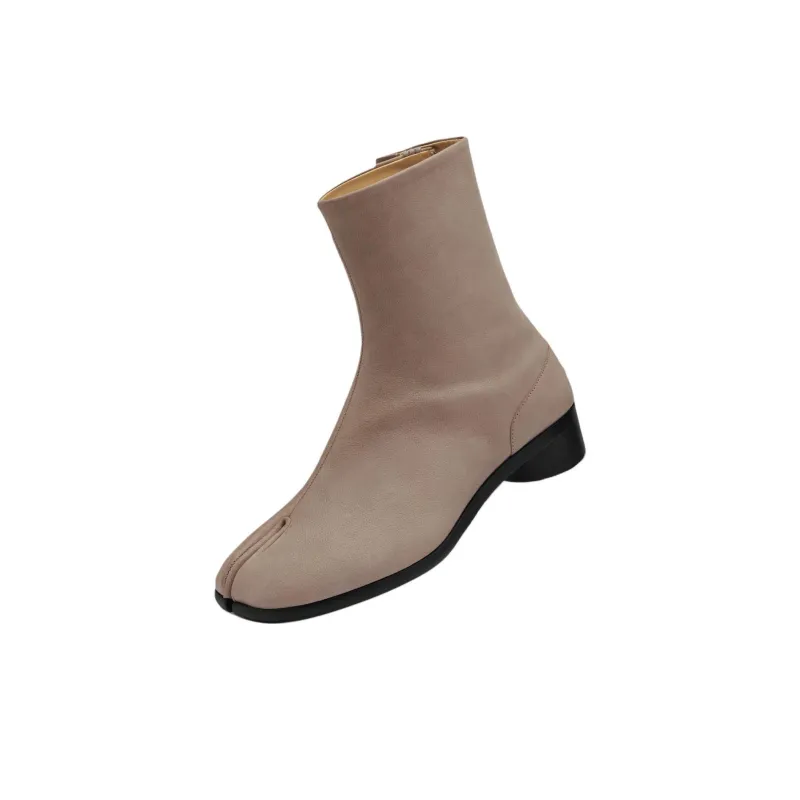 Maison Margiela Tabi Ankle Boots-1