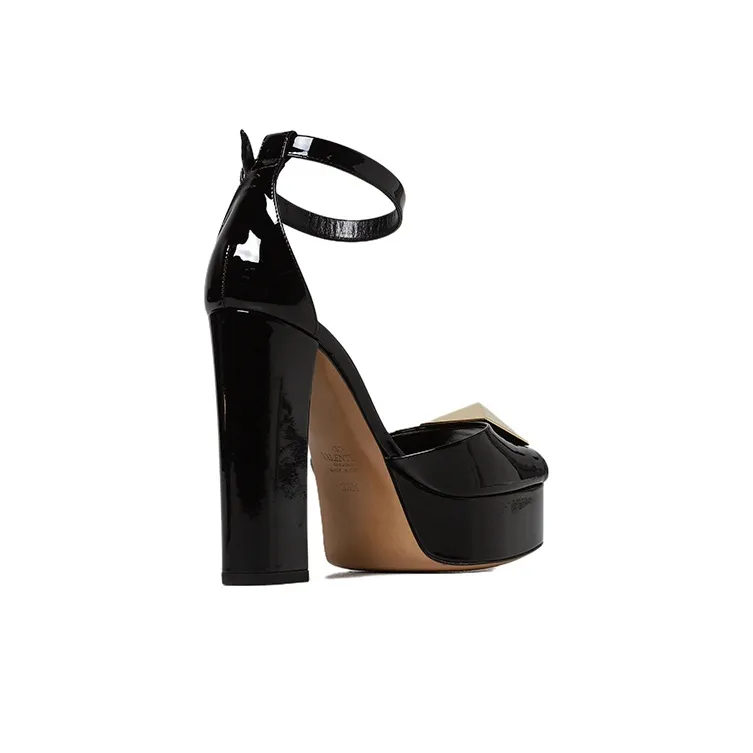 Valentino Rockstud Chunky Heel Stylish Sandal Women's Black-4