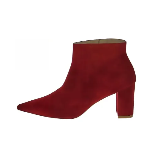 The Chunky Mix Patch style from is a modern take on classic combat boots