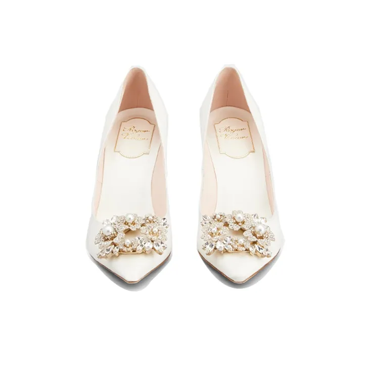 Roger Vivier Efflorescence Embellished Pumps-3