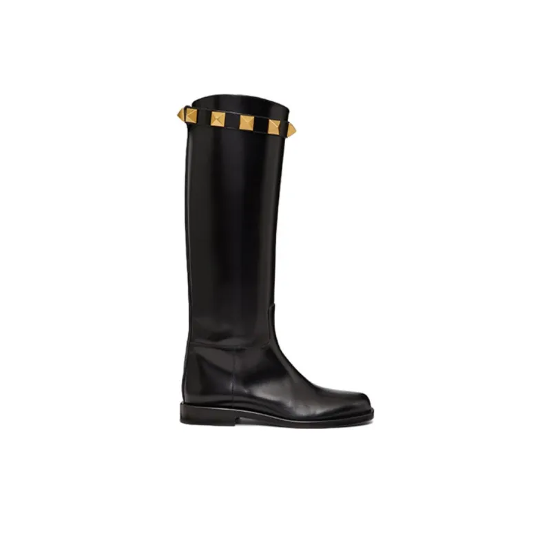 Valentino Garavani Roman Stud Round Toe Boots-1
