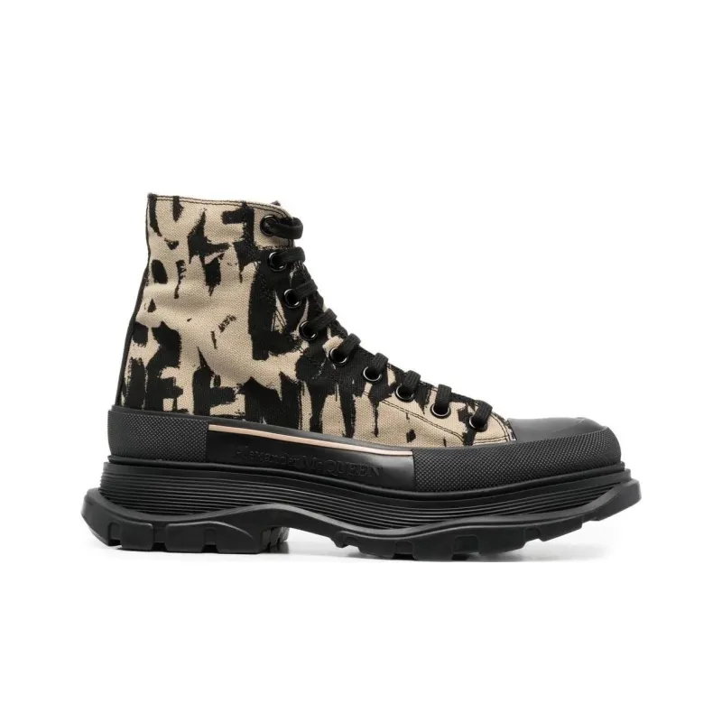 Alexander McQueen Graffiti Tread Slick Boot Beige Black-1