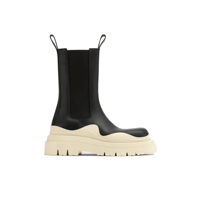 Bottega Veneta Tire Chelsea Boots Women's-1