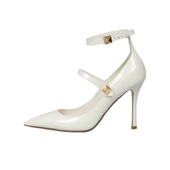 Valentino Garavani Rockstud Pointed Toe Pumps