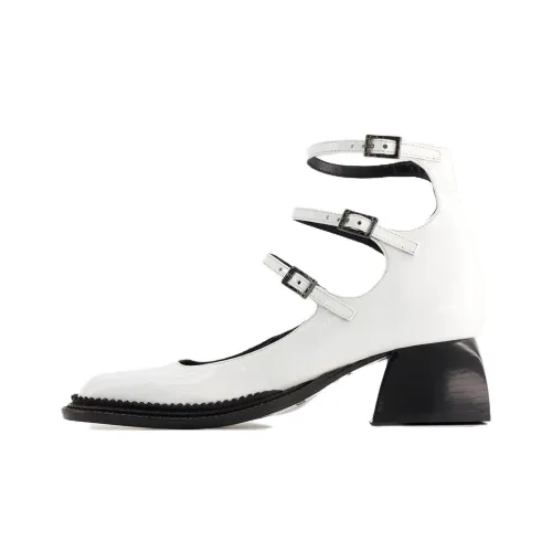 NODALETO Bulla London Patent Leather Pumps