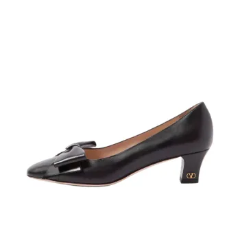 Valentino Bowow Round Toe Pumps