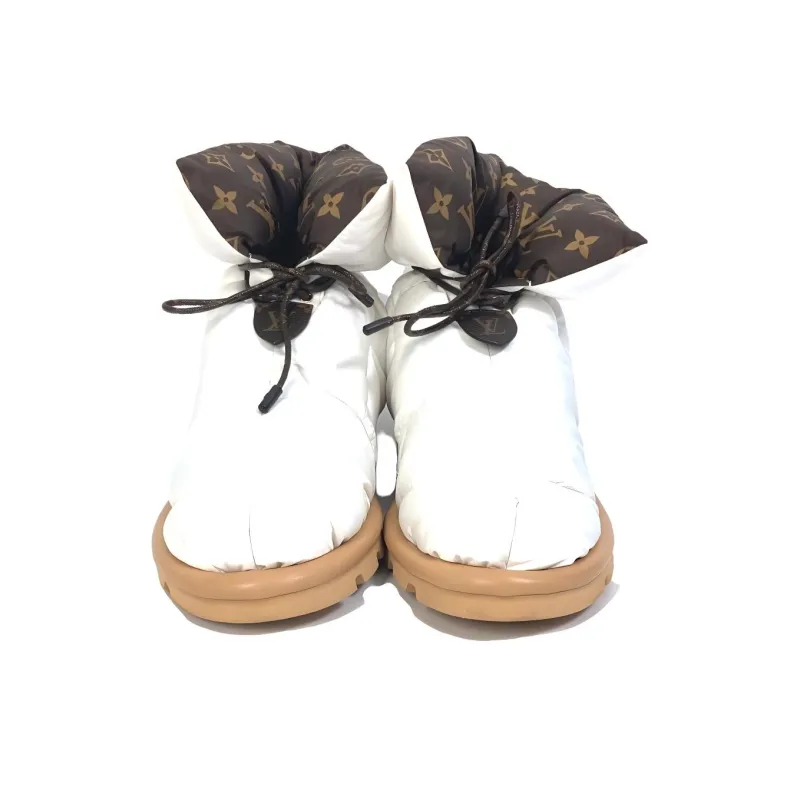 LOUIS VUITTON Pillow Abrasion Resistant Snow Boots Women's White-4