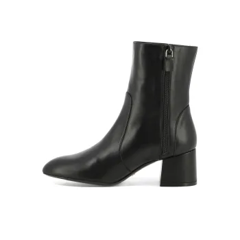 stuart weitzman Flareblock 60mm Leather Boots