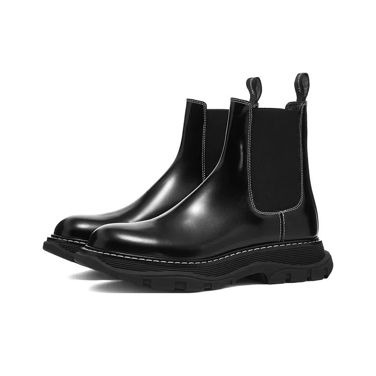 Alexander McQueen Tread Chelsea Boots 'Black'-2