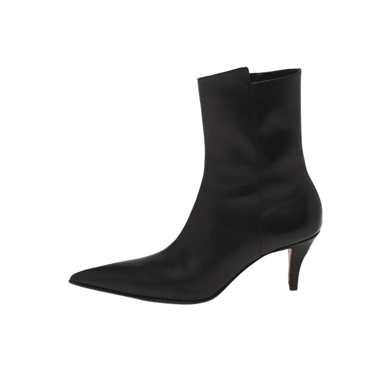 Alexander McQueen Birdee Pointed Toe Ankle Boots Women's-0