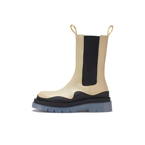 Bottega Veneta Tire BV Short Chelsea Boots Women's Milk White