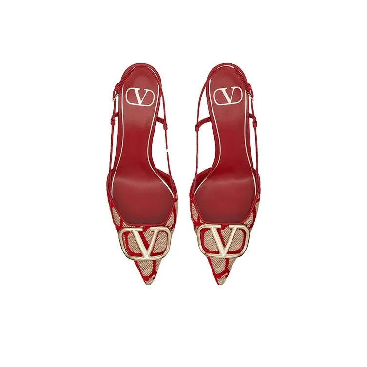 Valentino Garavani VLogo Signature Slingback Pumps-3