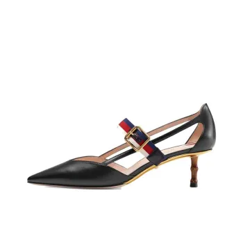 GUCCI Leather Pumps