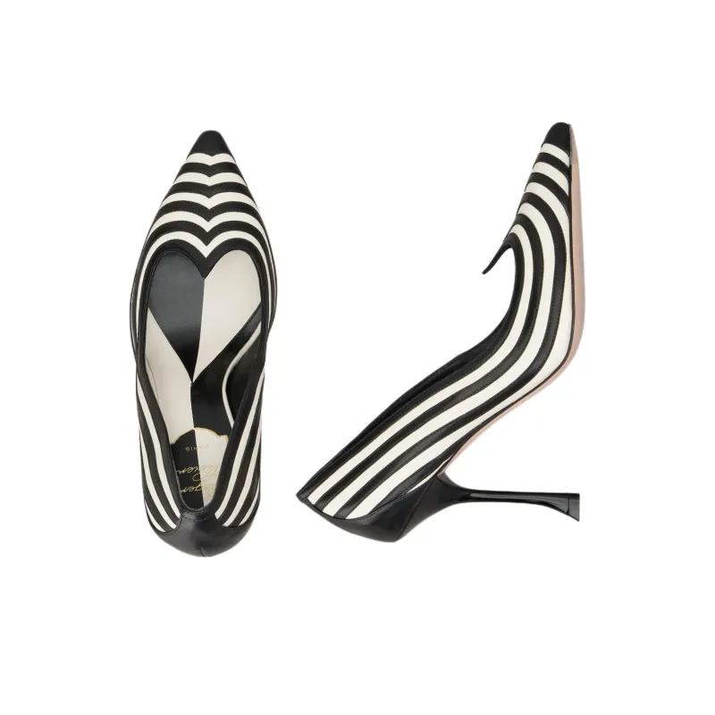 Roger Vivier I Love Vivier Slim Heel High Heels 8cm Women's Black-4