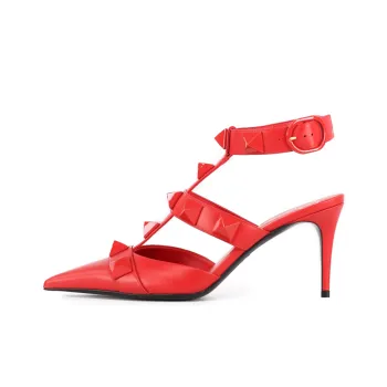Valentino Garavani Rockstud Pointed-Toe Pumps