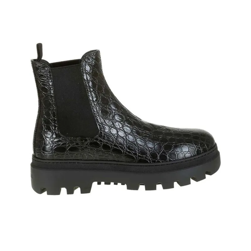 Car Shoe Short Chelsea Boots Women's Black-1