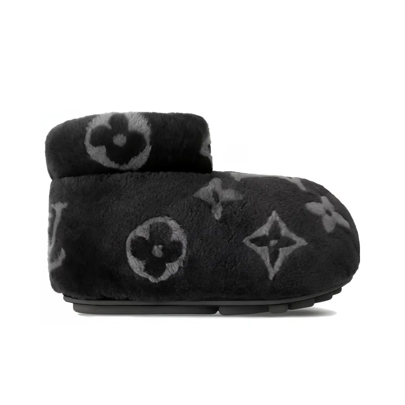 LOUIS VUITTON Lv Footprint Low Boot Black-1
