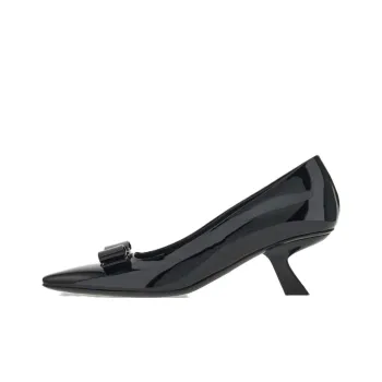 FERRAGAMO 55mm Vara bow Patent Leather Pumps