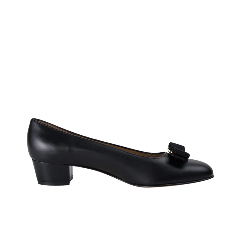 FERRAGAMO Vara Block Heel High Heels 3cm Women's Black-1