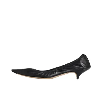 THE ROW Liisa Pointed Top Pumps