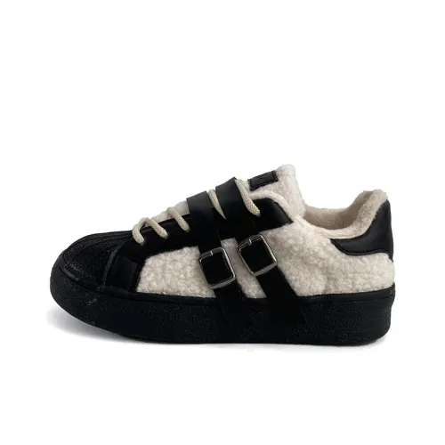 Than Than Me Warm Slip Resistant Low Top Skateboard Shoes Women's