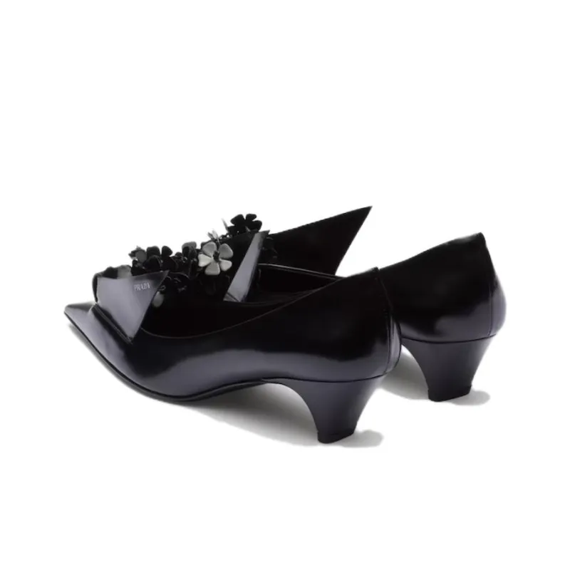 PRADA 45mm Floral-appliqué Leather Pumps-3