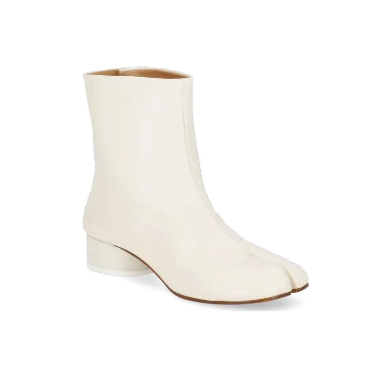 Maison Margiela Tabi 30mm Leather Ankle Boots-1