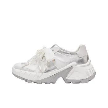 Staccato Butterfly Island Collection, Garden Girlish Low Top Chunky Sneakers Women's White
