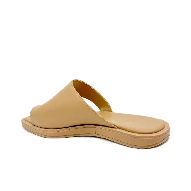 STUDIO AMELIA Flip Flops Women's Light Brown-2