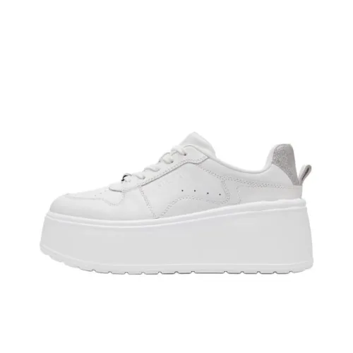 Staccato Thick Cheese Low Top Platform Skateboard Shoes Women's Red