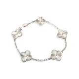 Elegant Four-Leaf Clover