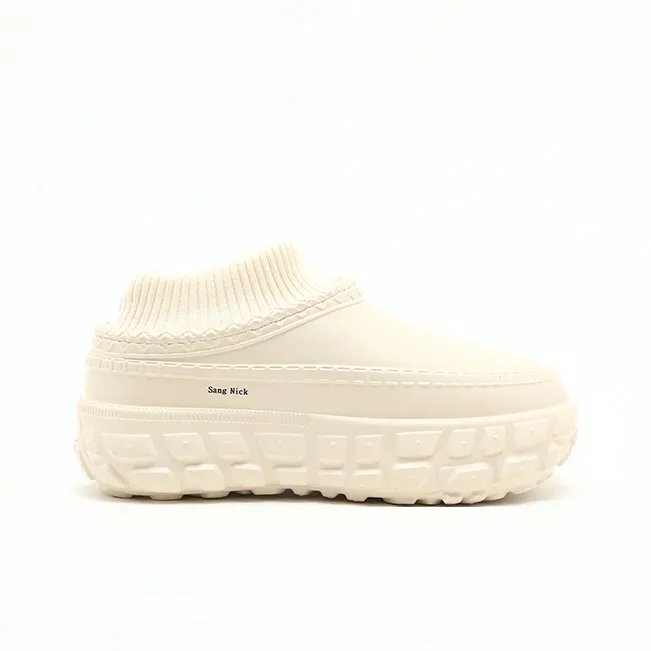 Sang Nick EVA Slip Resistant Closed Toe Slippers Unisex-1