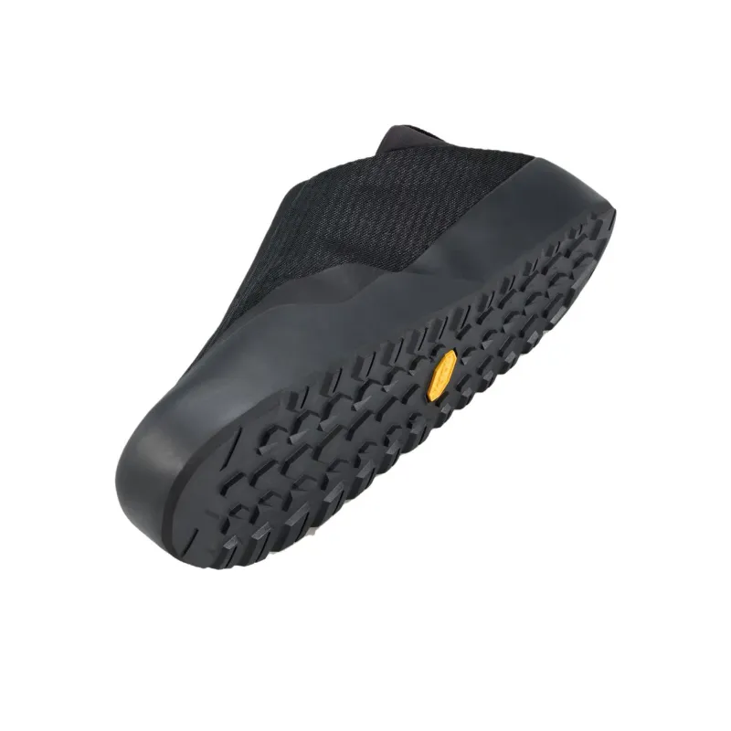 Arcteryx KRAGG Anti-Slip Wear-Resistant Low-Top Casual Shoes Men's Black-2