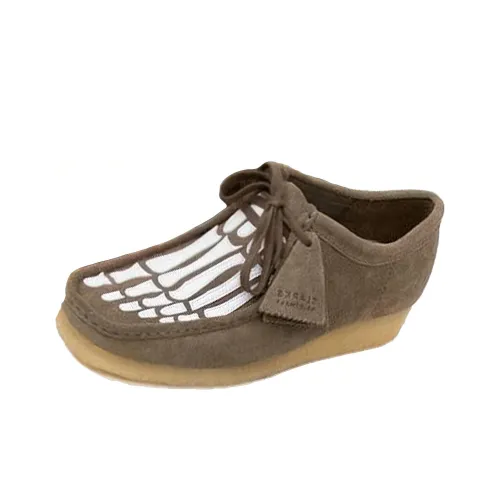 Vandy The Pink x Clarks Originals WALLABEE Ankle Boots Women's Brown Gray