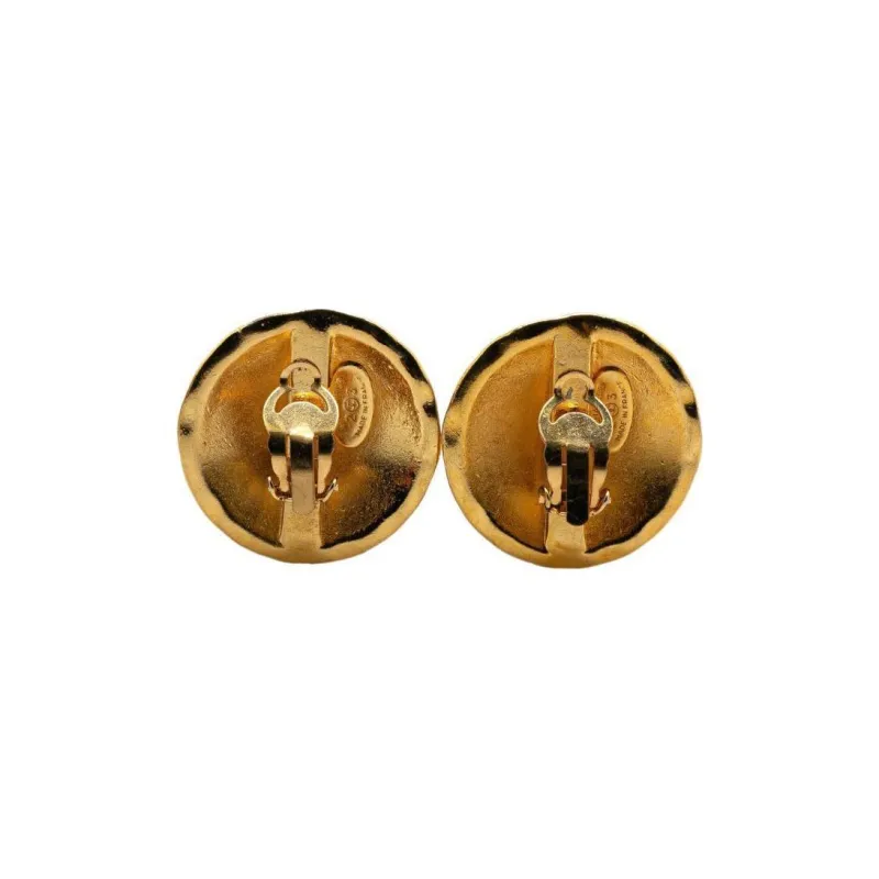 CHANEL 1980 1990 Plated Cc Quilted Clip On Earrings Costume Earrings-1