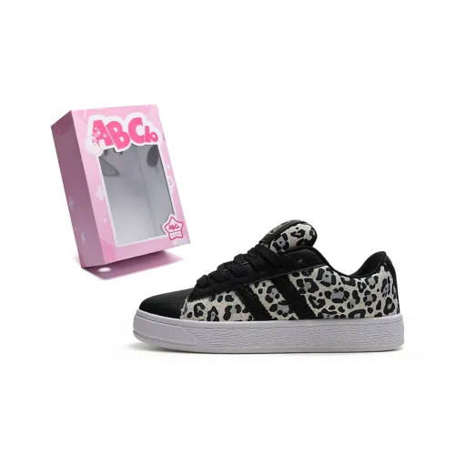 ABCIO Water Resistant Lightweight Height Increasing Coverage Low Top Skateboard Shoes Women's