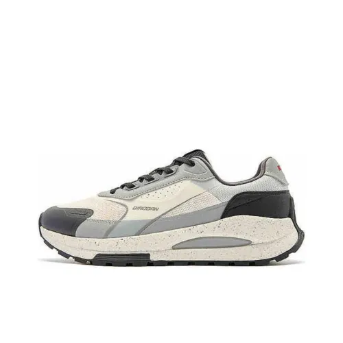 QIAODAN Slip Resistant Cushioning Height Increasing Low Top Casual Shoes Men's Antique Porcelain White Black