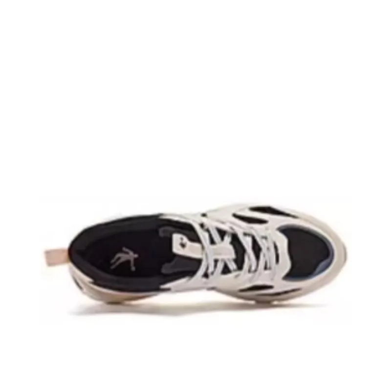 QIAODAN Anti Slip Wear Resistant Low Top Casual Running Shoes Women's Beige Black-2