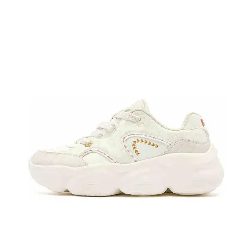 QIAODAN Elf Meow TD Cushioning Lightweight Height Increasing Low Top Casual Shoes Women's Beige Pink Brown