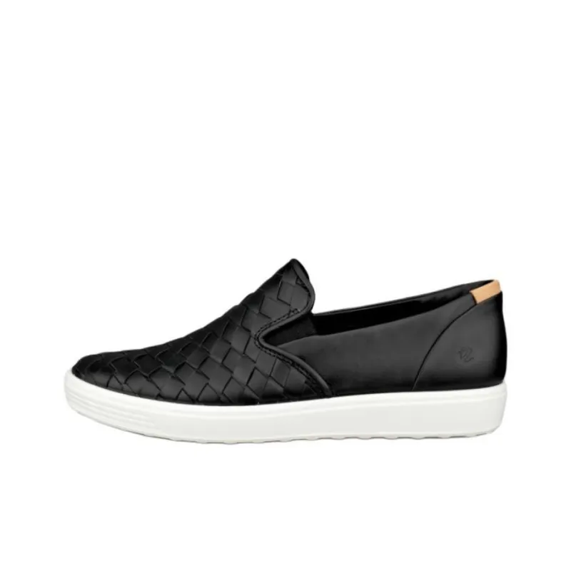 Ecco Soft 7 Casual Single Shoes Women's Black-0