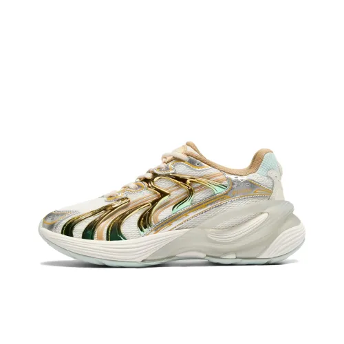 PUMA Anti Slip Wear Resistant Low Top Running Shoes Women's White Gold