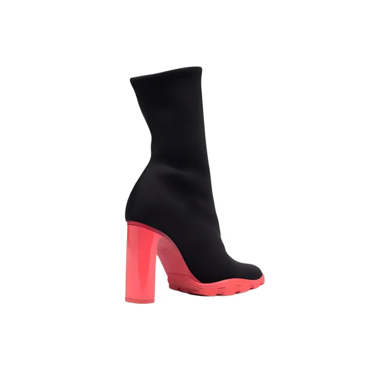 Alexander McQueen Tread Zip-up Ankle Boots-4