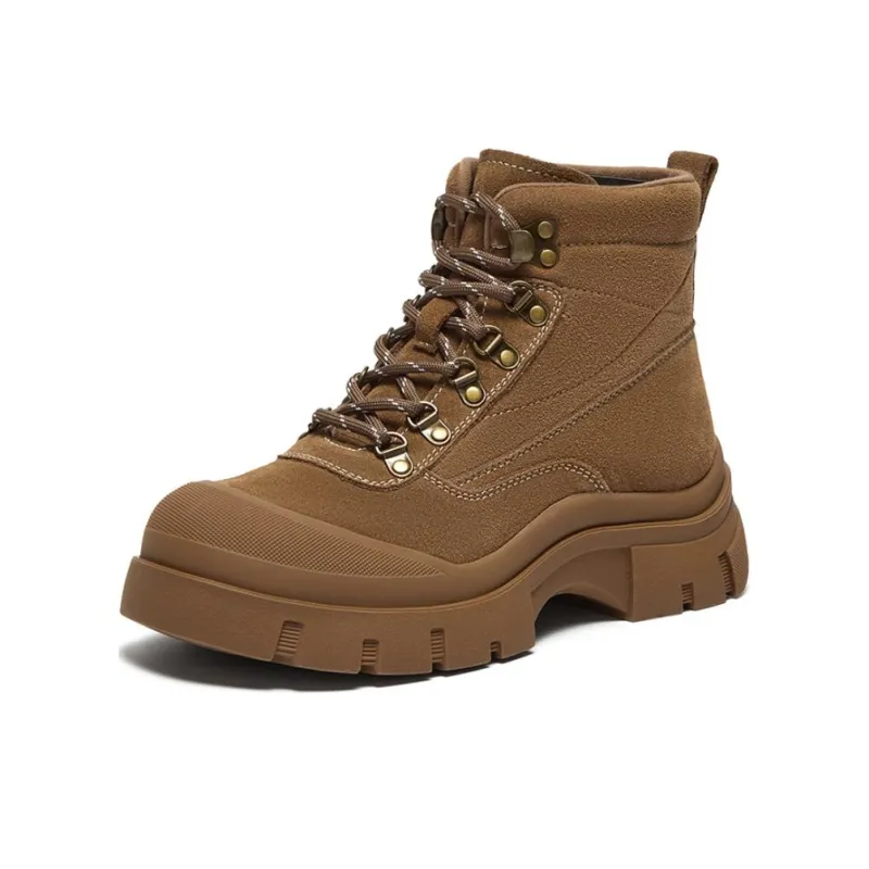 BATA Short Outdoor Boots Women's-6
