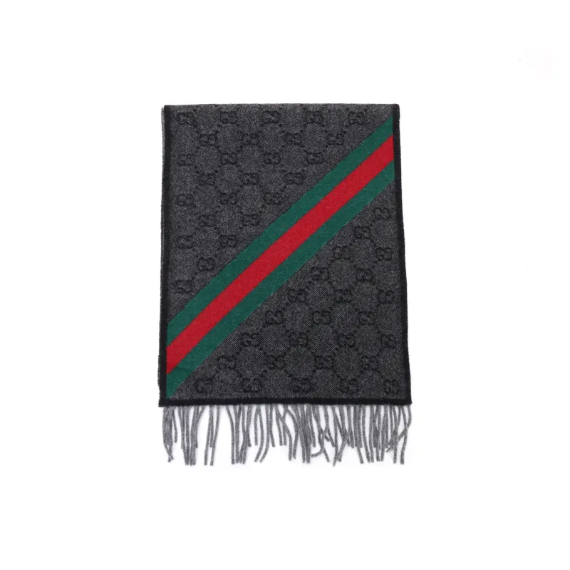 GUCCI Shawls Unisex-1