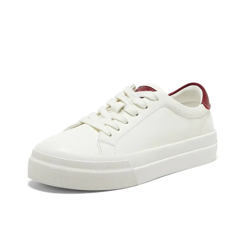 BATA Low Top Skateboard Shoes Women's-6