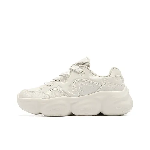 QIAODAN Lightweight Height Increasing Coverage Low Top Casual Shoes Women's Beige